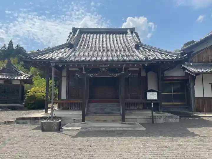 清寿庵の{uncategorized: "未分類", other: "その他", undefined: "問題あり", building: "その他建物", grave: "お墓", sacred_gate: "鳥居", guardian: "狛犬", statue: "像", buddha: "仏像", history: "歴史", nature: "自然", garden: "庭園", animal: "動物", pagoda: "塔", temizu: "手水舎", mountain_gate: "山門・神門", sanctuary: "本殿・本堂", subordinate: "末社・摂社", art: "芸術", scenery: "景色", jizo: "地蔵", ema: "絵馬", goshuin: "御朱印", omikuji: "おみくじ", items: "授与品その他", amulet: "お守り", goshuincho: "御朱印帳", eats: "食事", festival: "お祭り", votive_dance: "神楽", shichigosan: "七五三参", wedding: "結婚式", experience: "体験その他", initially: "初詣", around: "周辺", anti_infection: "感染症対策"}