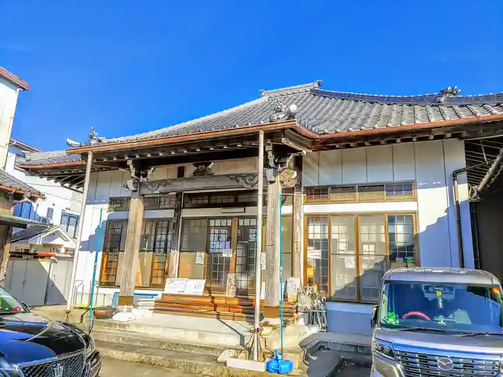 龍渕寺の本殿・本堂