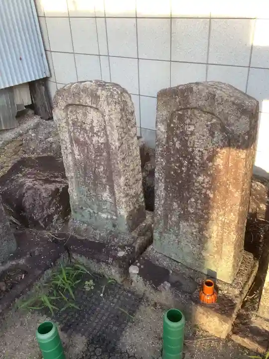 供養地蔵堂のお墓