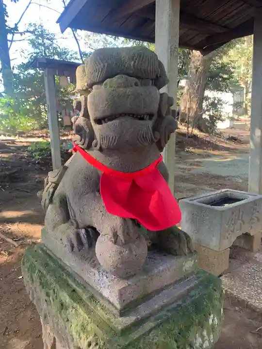 皇産霊神社の狛犬