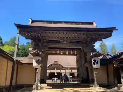 高野山金剛峯寺の山門・神門