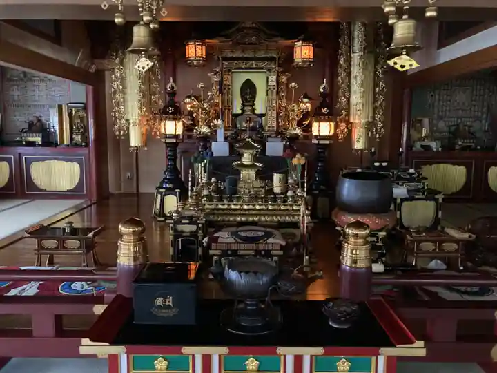 八幡山観音寺の本殿・本堂