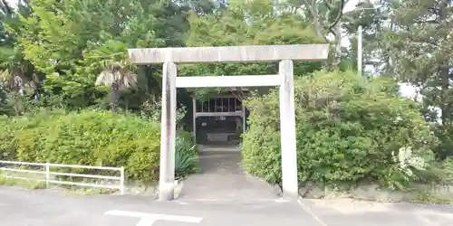 八幡神社の鳥居