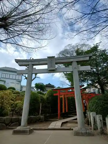 乙女稲荷神社の{uncategorized: "未分類", other: "その他", undefined: "問題あり", building: "その他建物", grave: "お墓", sacred_gate: "鳥居", guardian: "狛犬", statue: "像", buddha: "仏像", history: "歴史", nature: "自然", garden: "庭園", animal: "動物", pagoda: "塔", temizu: "手水舎", mountain_gate: "山門・神門", sanctuary: "本殿・本堂", subordinate: "末社・摂社", art: "芸術", scenery: "景色", jizo: "地蔵", ema: "絵馬", goshuin: "御朱印", omikuji: "おみくじ", items: "授与品その他", amulet: "お守り", goshuincho: "御朱印帳", eats: "食事", festival: "お祭り", votive_dance: "神楽", shichigosan: "七五三参", wedding: "結婚式", experience: "体験その他", initially: "初詣", around: "周辺", anti_infection: "感染症対策"}