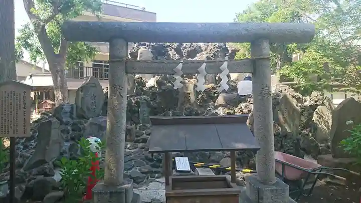 千住神社の鳥居