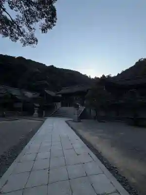 美保神社の{uncategorized: "未分類", other: "その他", undefined: "問題あり", building: "その他建物", grave: "お墓", sacred_gate: "鳥居", guardian: "狛犬", statue: "像", buddha: "仏像", history: "歴史", nature: "自然", garden: "庭園", animal: "動物", pagoda: "塔", temizu: "手水舎", mountain_gate: "山門・神門", sanctuary: "本殿・本堂", subordinate: "末社・摂社", art: "芸術", scenery: "景色", jizo: "地蔵", ema: "絵馬", goshuin: "御朱印", omikuji: "おみくじ", items: "授与品その他", amulet: "お守り", goshuincho: "御朱印帳", eats: "食事", festival: "お祭り", votive_dance: "神楽", shichigosan: "七五三参", wedding: "結婚式", experience: "体験その他", initially: "初詣", around: "周辺", anti_infection: "感染症対策"}