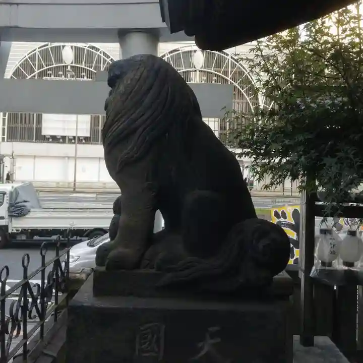 高山稲荷神社(旧鎮座地)の狛犬