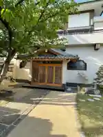 法園寺の本殿・本堂