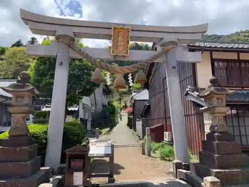 白石神社の鳥居