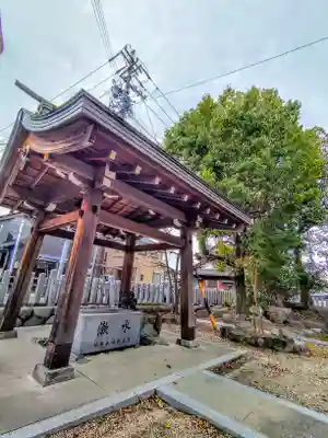 白山社（川井町）の手水舎