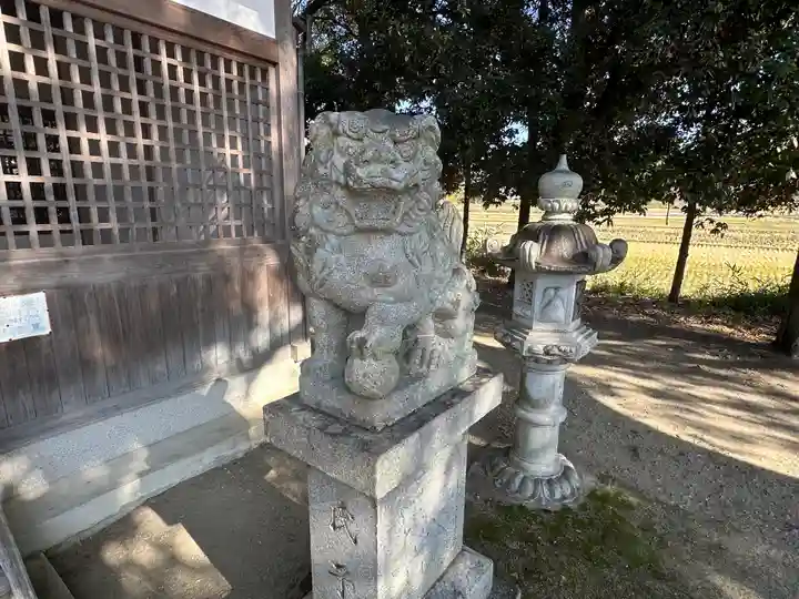 岐多志太神社(村屋坐彌冨都比賣神社摂社)の狛犬