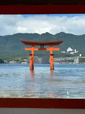 厳島神社(広島県)