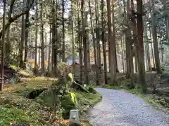 御岩神社の建物その他