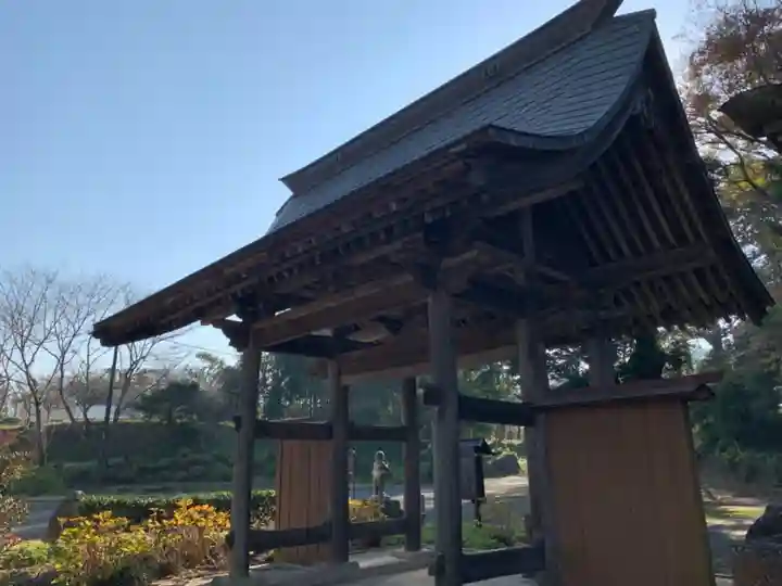 醫光寺の山門・神門
