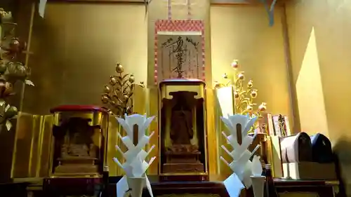 清蓮寺の本殿・本堂