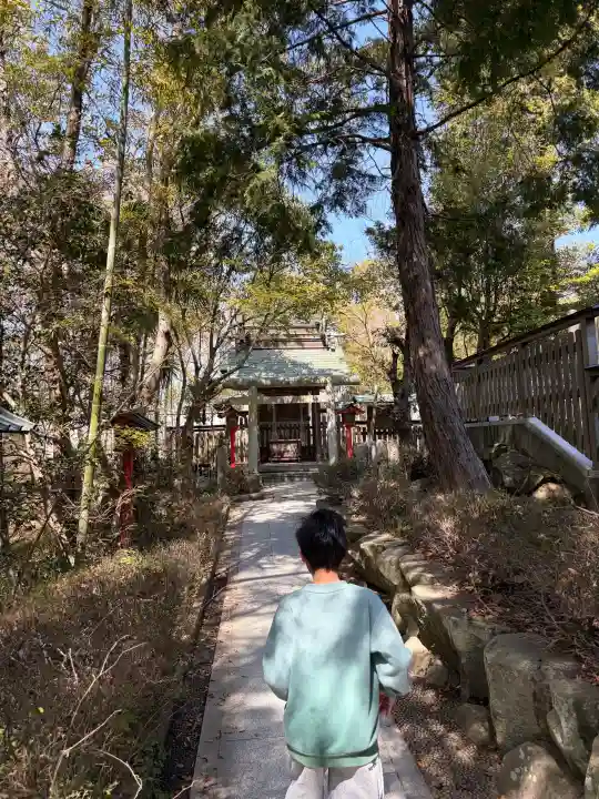 自凝島神社の{uncategorized: "未分類", other: "その他", undefined: "問題あり", building: "その他建物", grave: "お墓", sacred_gate: "鳥居", guardian: "狛犬", statue: "像", buddha: "仏像", history: "歴史", nature: "自然", garden: "庭園", animal: "動物", pagoda: "塔", temizu: "手水舎", mountain_gate: "山門・神門", sanctuary: "本殿・本堂", subordinate: "末社・摂社", art: "芸術", scenery: "景色", jizo: "地蔵", ema: "絵馬", goshuin: "御朱印", omikuji: "おみくじ", items: "授与品その他", amulet: "お守り", goshuincho: "御朱印帳", eats: "食事", festival: "お祭り", votive_dance: "神楽", shichigosan: "七五三参", wedding: "結婚式", experience: "体験その他", initially: "初詣", around: "周辺", anti_infection: "感染症対策"}