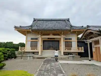 龍徳院の本殿