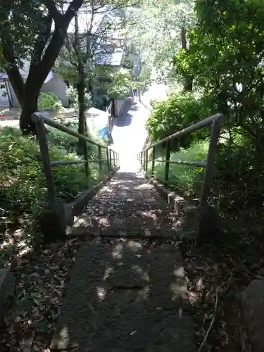 皆原金毘羅神社の{uncategorized: "未分類", other: "その他", undefined: "問題あり", building: "その他建物", grave: "お墓", sacred_gate: "鳥居", guardian: "狛犬", statue: "像", buddha: "仏像", history: "歴史", nature: "自然", garden: "庭園", animal: "動物", pagoda: "塔", temizu: "手水舎", mountain_gate: "山門・神門", sanctuary: "本殿・本堂", subordinate: "末社・摂社", art: "芸術", scenery: "景色", jizo: "地蔵", ema: "絵馬", goshuin: "御朱印", omikuji: "おみくじ", items: "授与品その他", amulet: "お守り", goshuincho: "御朱印帳", eats: "食事", festival: "お祭り", votive_dance: "神楽", shichigosan: "七五三参", wedding: "結婚式", experience: "体験その他", initially: "初詣", around: "周辺", anti_infection: "感染症対策"}