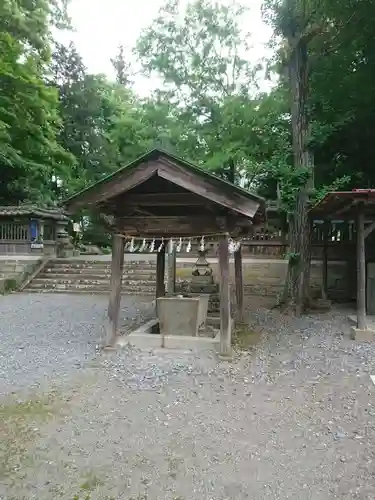 椋神社の手水舎