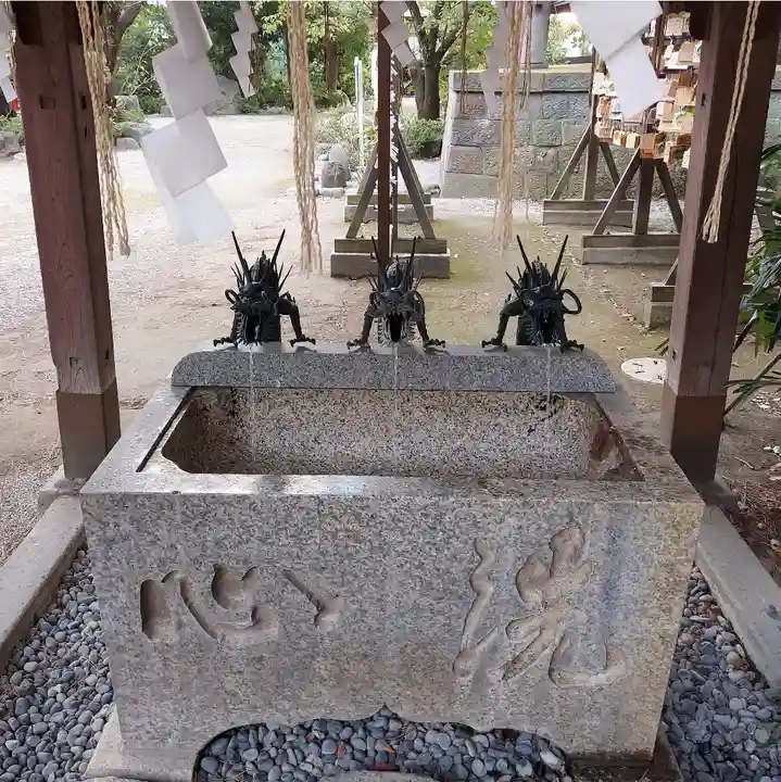 葛飾八幡宮の手水舎