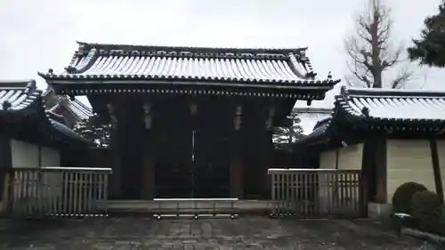東本願寺（真宗本廟）の山門・神門
