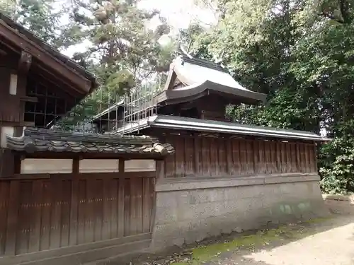 石上市神社の本殿