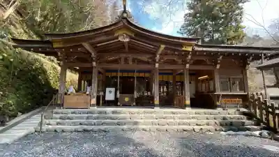貴船神社の{uncategorized: "未分類", other: "その他", undefined: "問題あり", building: "その他建物", grave: "お墓", sacred_gate: "鳥居", guardian: "狛犬", statue: "像", buddha: "仏像", history: "歴史", nature: "自然", garden: "庭園", animal: "動物", pagoda: "塔", temizu: "手水舎", mountain_gate: "山門・神門", sanctuary: "本殿・本堂", subordinate: "末社・摂社", art: "芸術", scenery: "景色", jizo: "地蔵", ema: "絵馬", goshuin: "御朱印", omikuji: "おみくじ", items: "授与品その他", amulet: "お守り", goshuincho: "御朱印帳", eats: "食事", festival: "お祭り", votive_dance: "神楽", shichigosan: "七五三参", wedding: "結婚式", experience: "体験その他", initially: "初詣", around: "周辺", anti_infection: "感染症対策"}