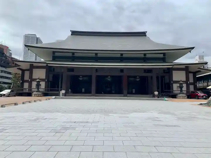 難波別院の本殿・本堂