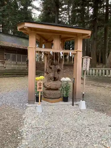 大田原神社の像