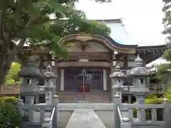 観音寺の本殿