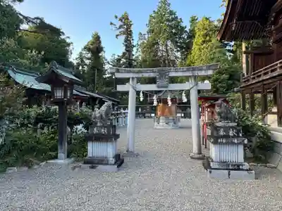 沙沙貴神社の末社・摂社