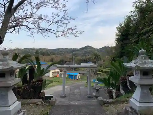 松ケ岡八幡神社の鳥居