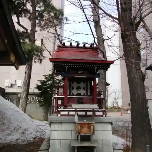 三吉神社の末社・摂社