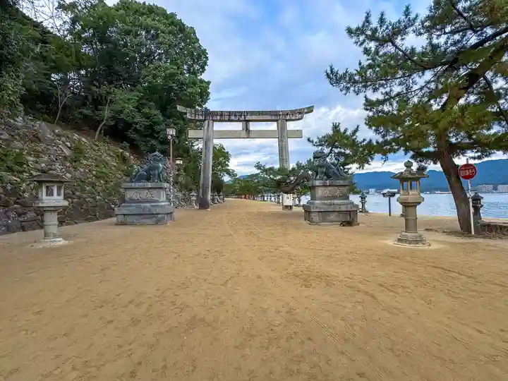 厳島神社(広島県)