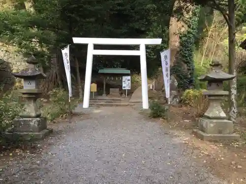 伊豆山神社の末社