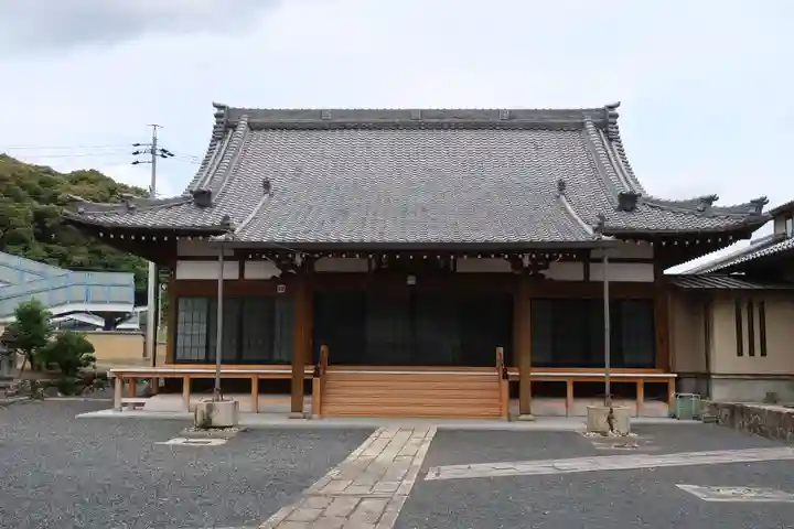 永泉寺の本殿・本堂