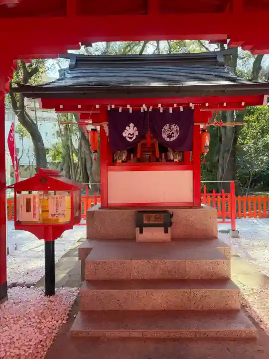 掘出稲荷神社の{uncategorized: "未分類", other: "その他", undefined: "問題あり", building: "その他建物", grave: "お墓", sacred_gate: "鳥居", guardian: "狛犬", statue: "像", buddha: "仏像", history: "歴史", nature: "自然", garden: "庭園", animal: "動物", pagoda: "塔", temizu: "手水舎", mountain_gate: "山門・神門", sanctuary: "本殿・本堂", subordinate: "末社・摂社", art: "芸術", scenery: "景色", jizo: "地蔵", ema: "絵馬", goshuin: "御朱印", omikuji: "おみくじ", items: "授与品その他", amulet: "お守り", goshuincho: "御朱印帳", eats: "食事", festival: "お祭り", votive_dance: "神楽", shichigosan: "七五三参", wedding: "結婚式", experience: "体験その他", initially: "初詣", around: "周辺", anti_infection: "感染症対策"}