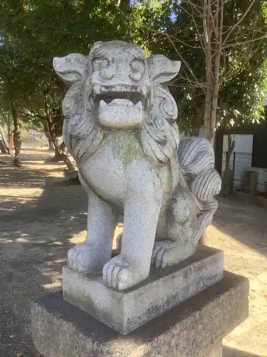 熱田神社(養父熱田神社)の狛犬