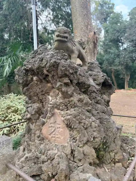 氷川神社の{uncategorized: "未分類", other: "その他", undefined: "問題あり", building: "その他建物", grave: "お墓", sacred_gate: "鳥居", guardian: "狛犬", statue: "像", buddha: "仏像", history: "歴史", nature: "自然", garden: "庭園", animal: "動物", pagoda: "塔", temizu: "手水舎", mountain_gate: "山門・神門", sanctuary: "本殿・本堂", subordinate: "末社・摂社", art: "芸術", scenery: "景色", jizo: "地蔵", ema: "絵馬", goshuin: "御朱印", omikuji: "おみくじ", items: "授与品その他", amulet: "お守り", goshuincho: "御朱印帳", eats: "食事", festival: "お祭り", votive_dance: "神楽", shichigosan: "七五三参", wedding: "結婚式", experience: "体験その他", initially: "初詣", around: "周辺", anti_infection: "感染症対策"}