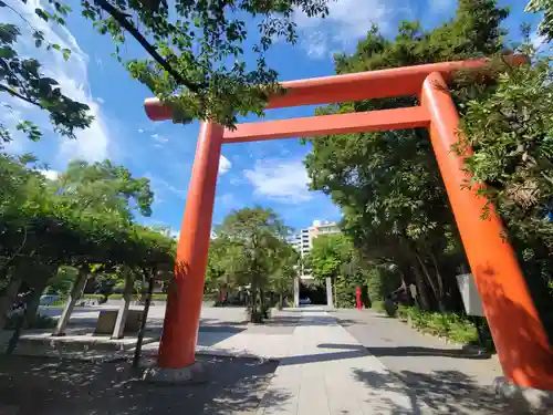 稲毛神社の鳥居