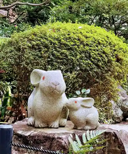 岡崎神社の狛犬