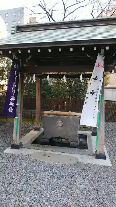 羽衣町厳島神社(関内厳島神社・横浜弁天)の手水舎