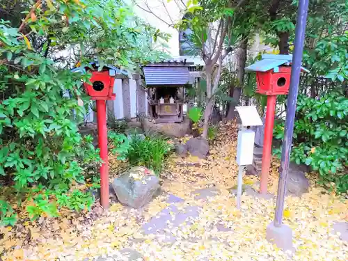 外土居神社の末社・摂社