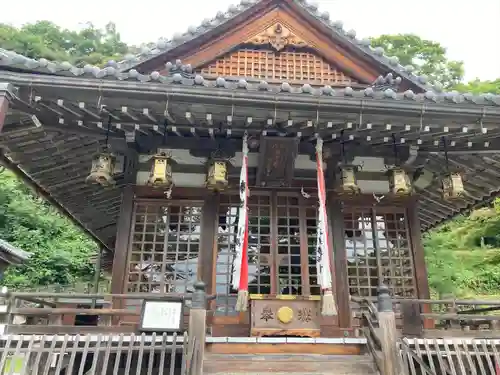意冨布良神社の本殿・本堂