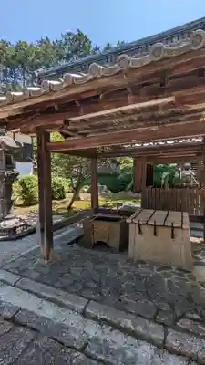 三寳寺の手水舎
