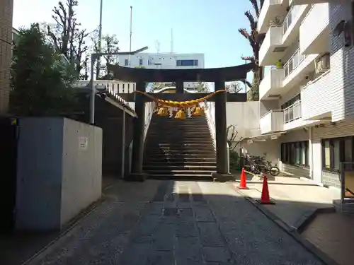高輪神社の鳥居