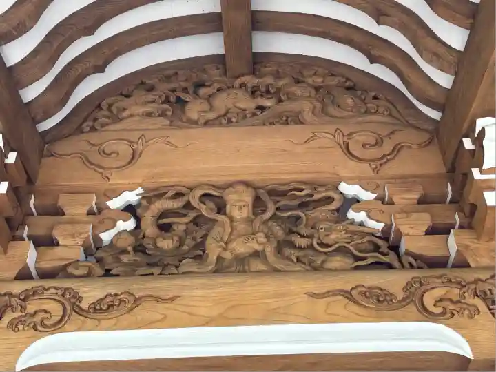 山中諏訪神社(山梨県)