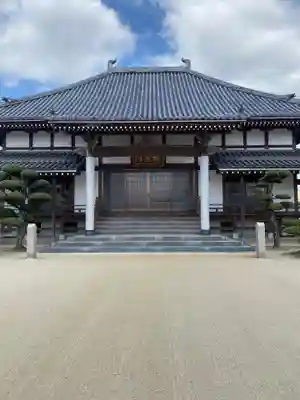 報恩寺の本殿・本堂