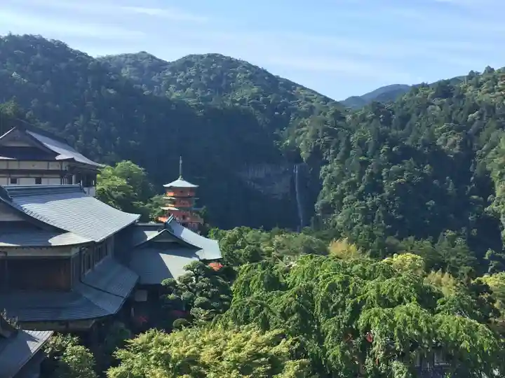 青岸渡寺のその他建物