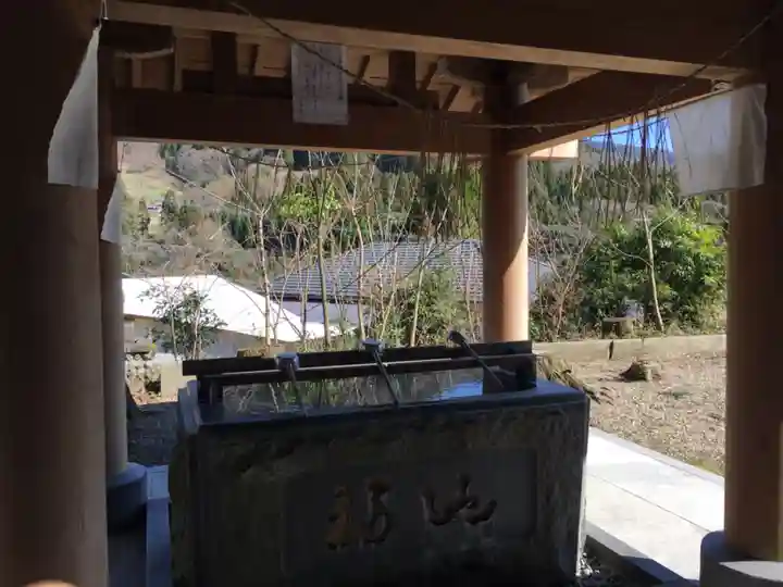落立神社の手水舎